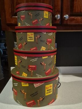 Vintage 90s/Y2k Pinup Hat Box Set in Olive Green with Red Trim